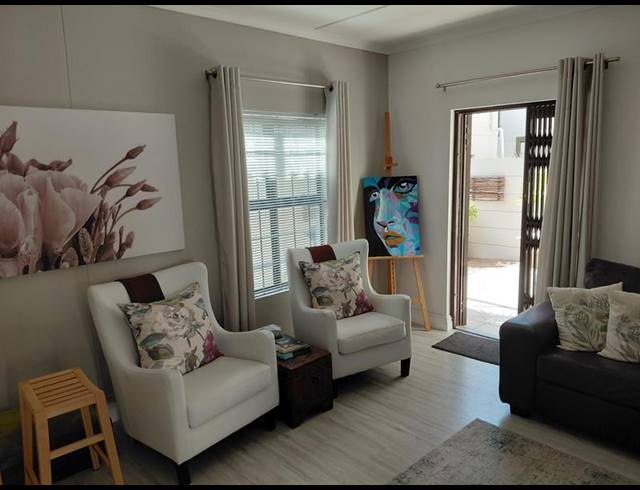 3 BEDROOM HOUSE FOR SALE IN ROYAL ASCOT